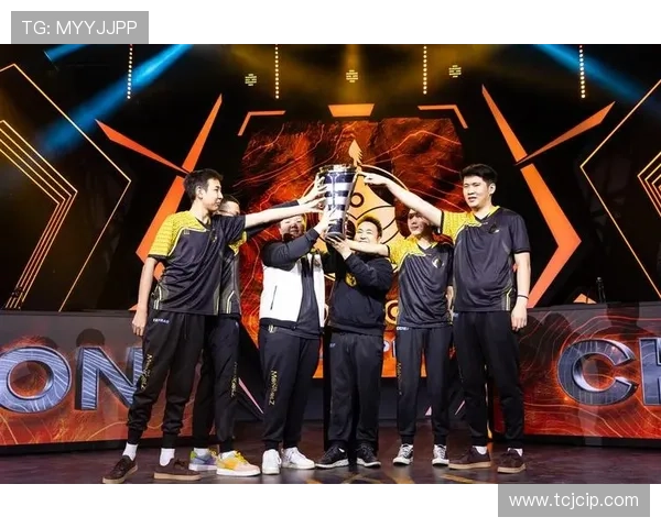 《全球电竞赛事迎来新高潮 各大战队蓄势待发挑战年度冠军》