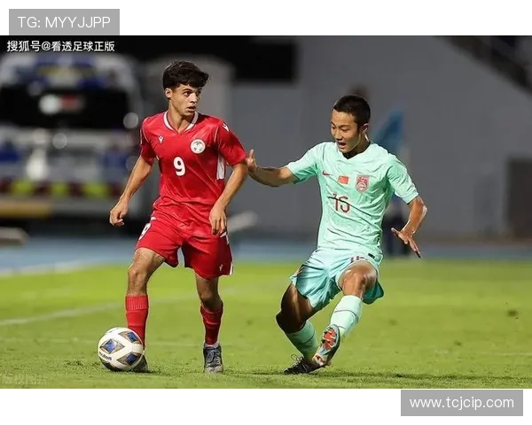 中国足球队备战亚洲杯 目标全力冲击冠军实现历史突破