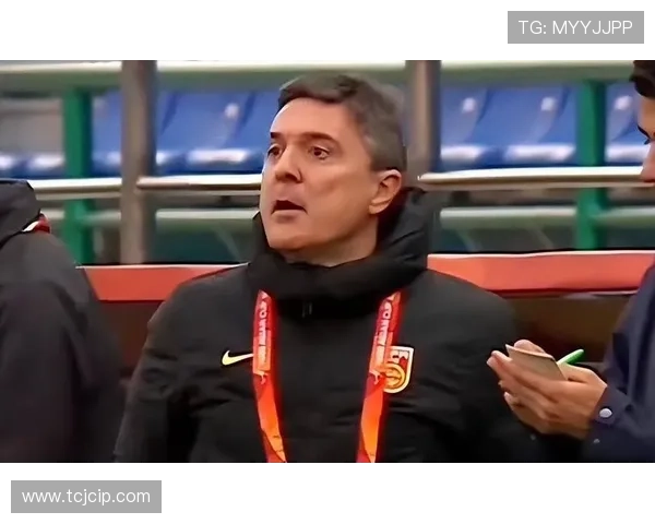 中国男足亚洲杯备战进入冲刺阶段主教练调整战术全力冲击小组出线 中国男足亚洲杯备战进入冲刺阶段主教练调整战术全力冲击小组出线