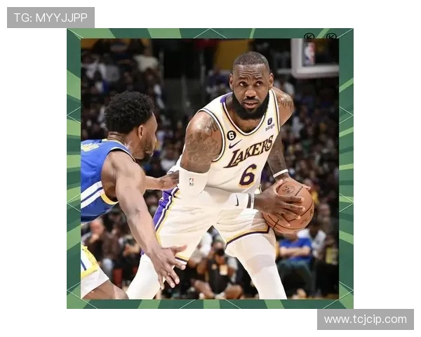 詹姆斯复出带领湖人迎战勇士 创纪录之战引爆全场期待